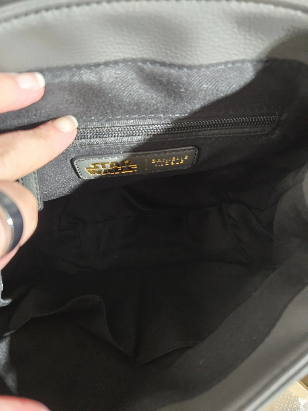 NWT Danielle Nicole x Star Wars Boba Fett Mini Backpack Purse Faux Leather - Picture 4 of 7